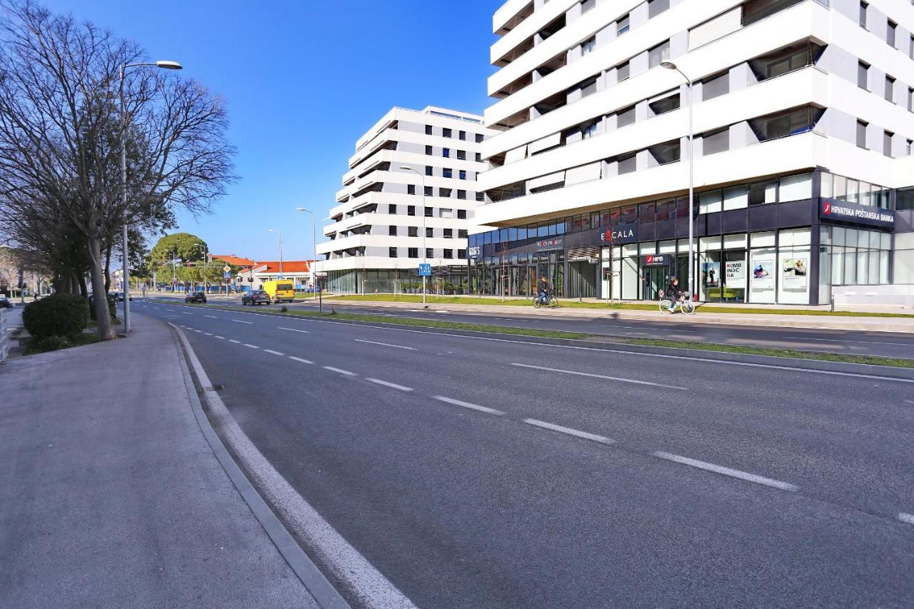 Apartments Luna With Free Parking Zadar Exteriör bild